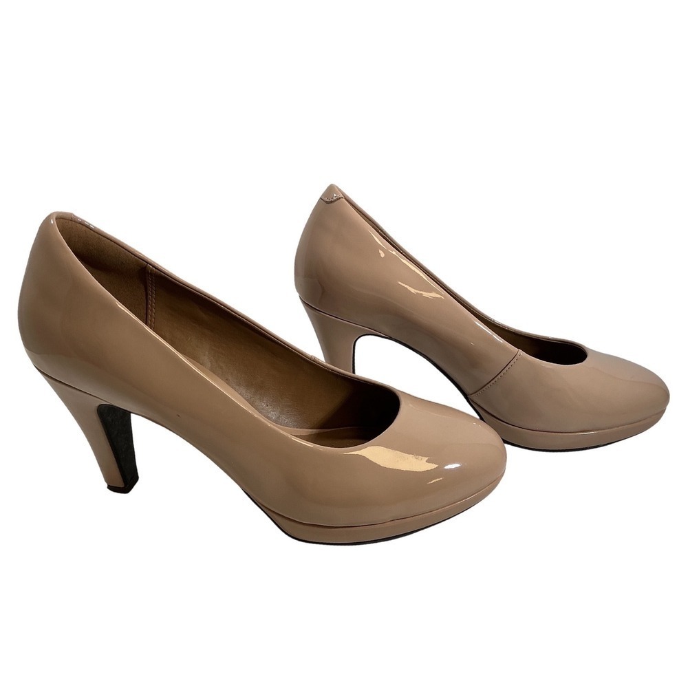 Clarks Adriel‎ Viola Nude Patent Platform Pumps Heels Womens 7 W Wide